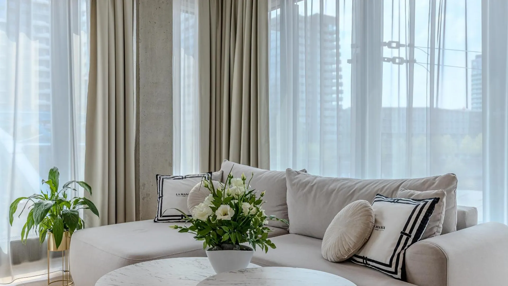 River Premium Apartment B Βρότσλαβ 0*,  Πολωνία