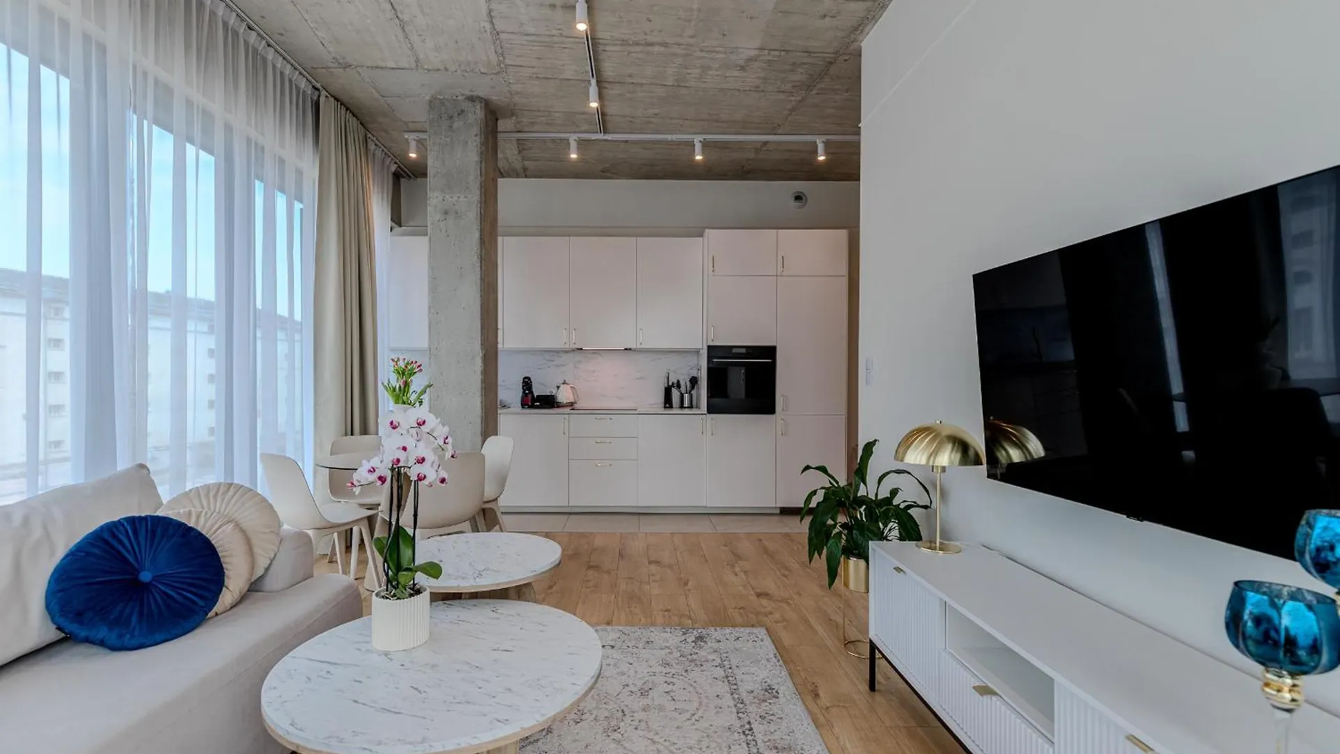 River Premium Apartment B Βρότσλαβ